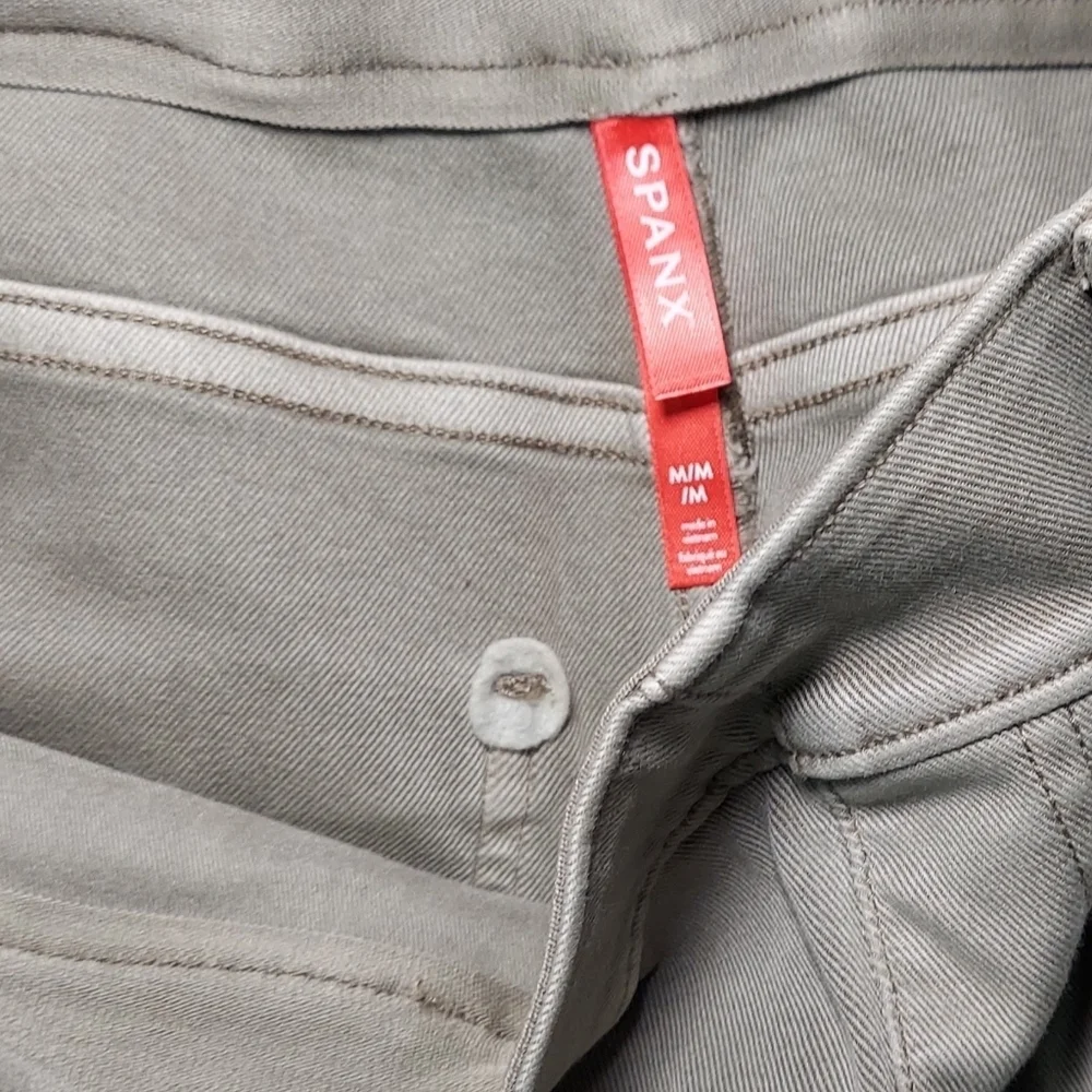 EUC Spanx Stretch Twill Straight Leg Pant Olive Oil Medium